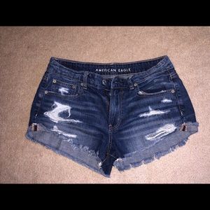 American Eagle Size 6 Denim Shorts